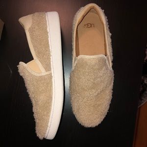 Brand New with Box Ugg Slip on shoes sz 8